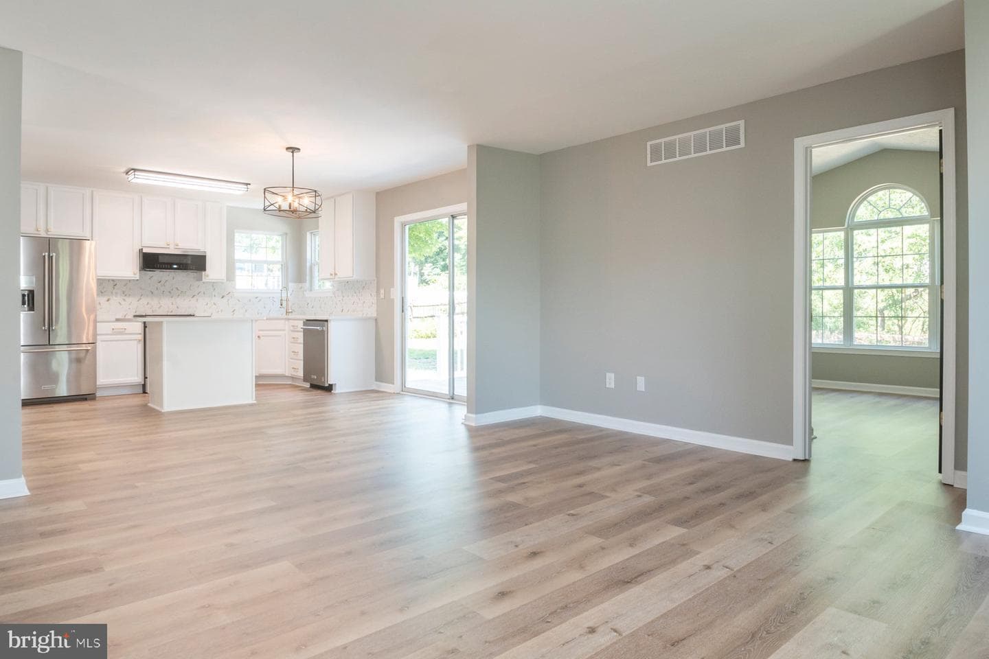 1214 Markham Lane photo 12