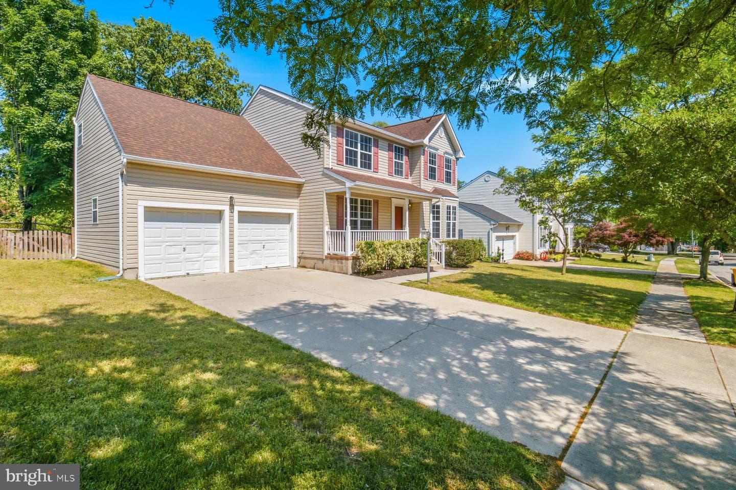 1214 Markham Lane photo 2