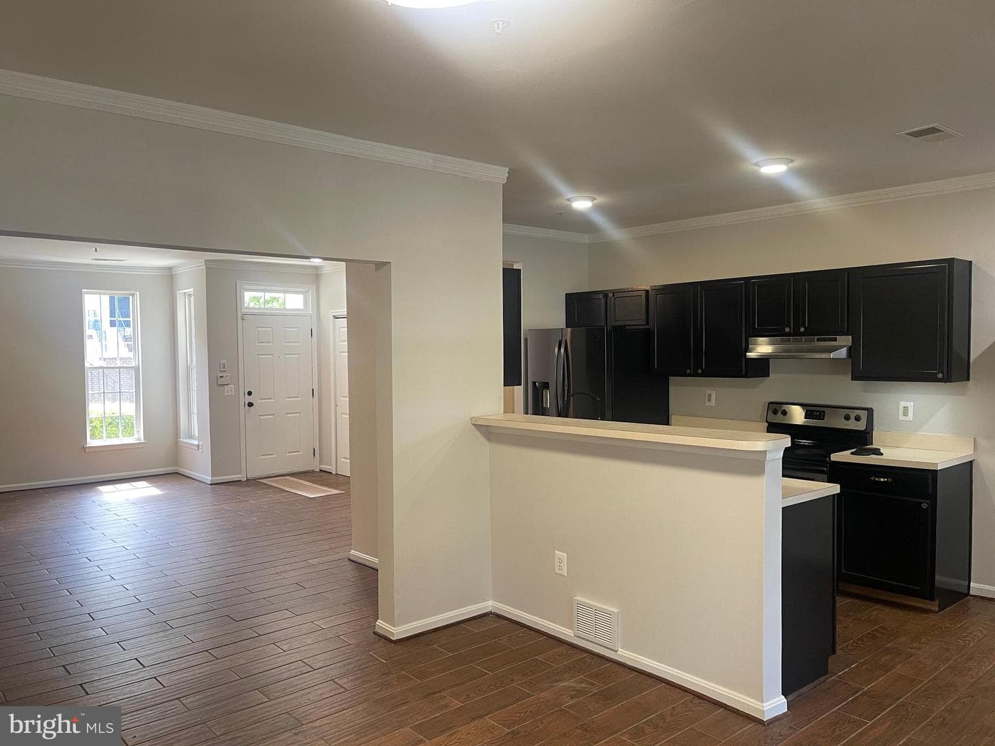 45 Harbour Heights Dr photo 3