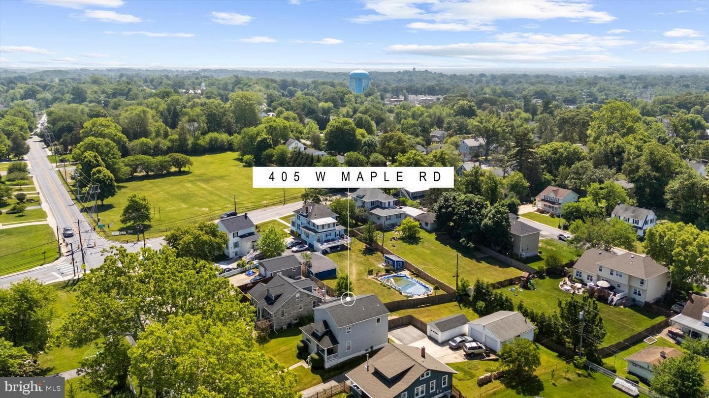 405 W Maple Road photo 65