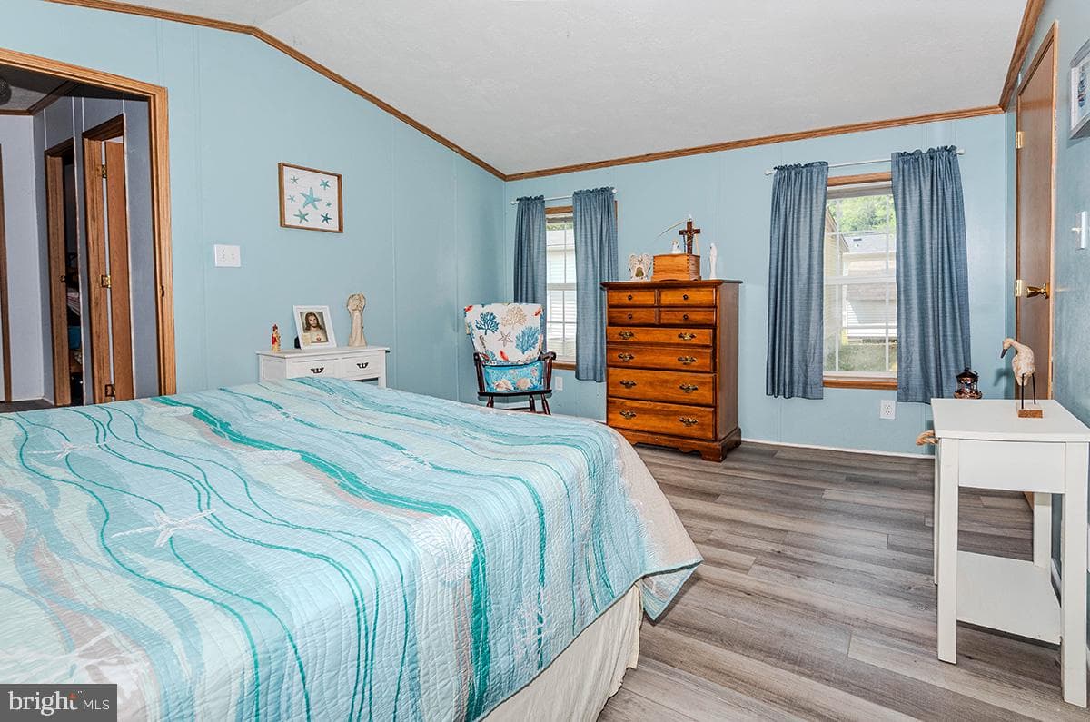 8021 Fair Breeze Drive photo 5