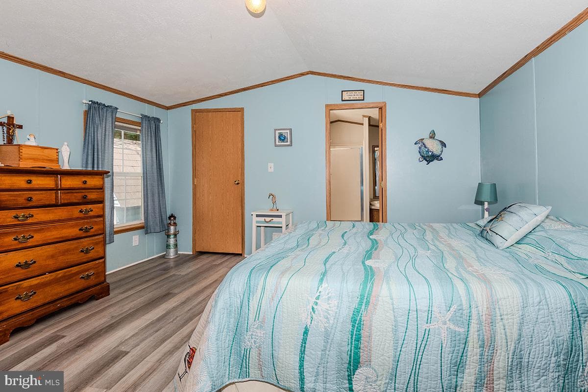 8021 Fair Breeze Drive photo 6