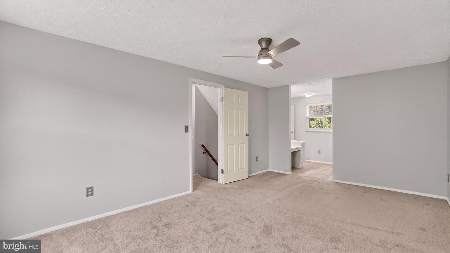7912 Pepperbox Lane photo 14
