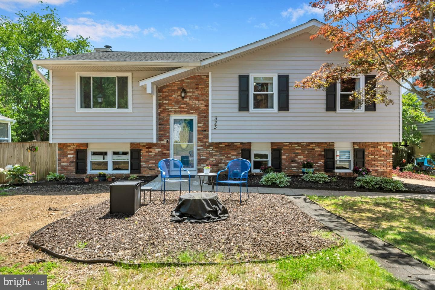 323 Ternwing Drive photo 2