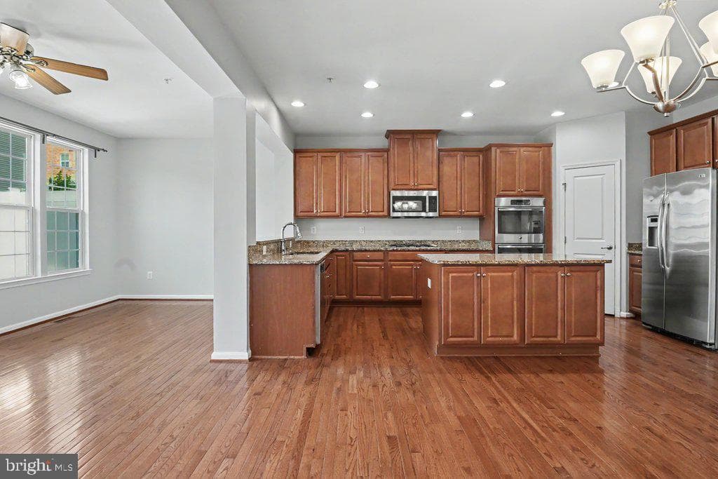 1425 Hale Street photo 24