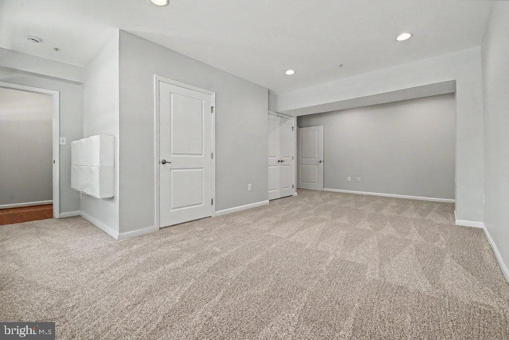 1425 Hale Street photo 4