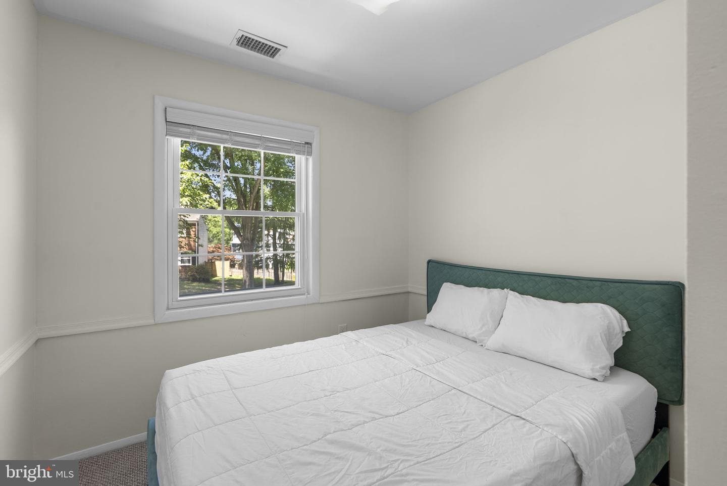 1673 Forest Hill Court photo 20