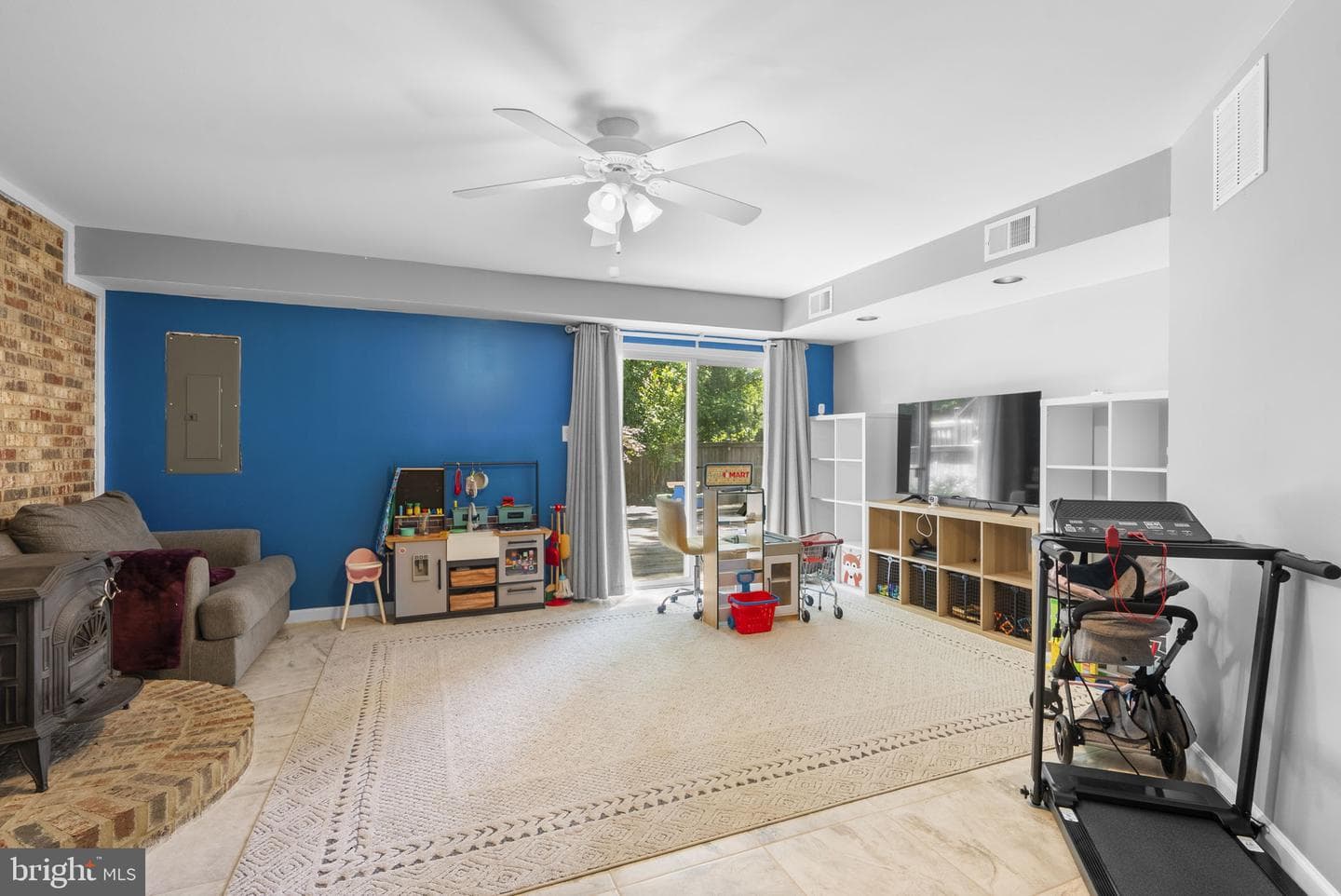 1673 Forest Hill Court photo 30