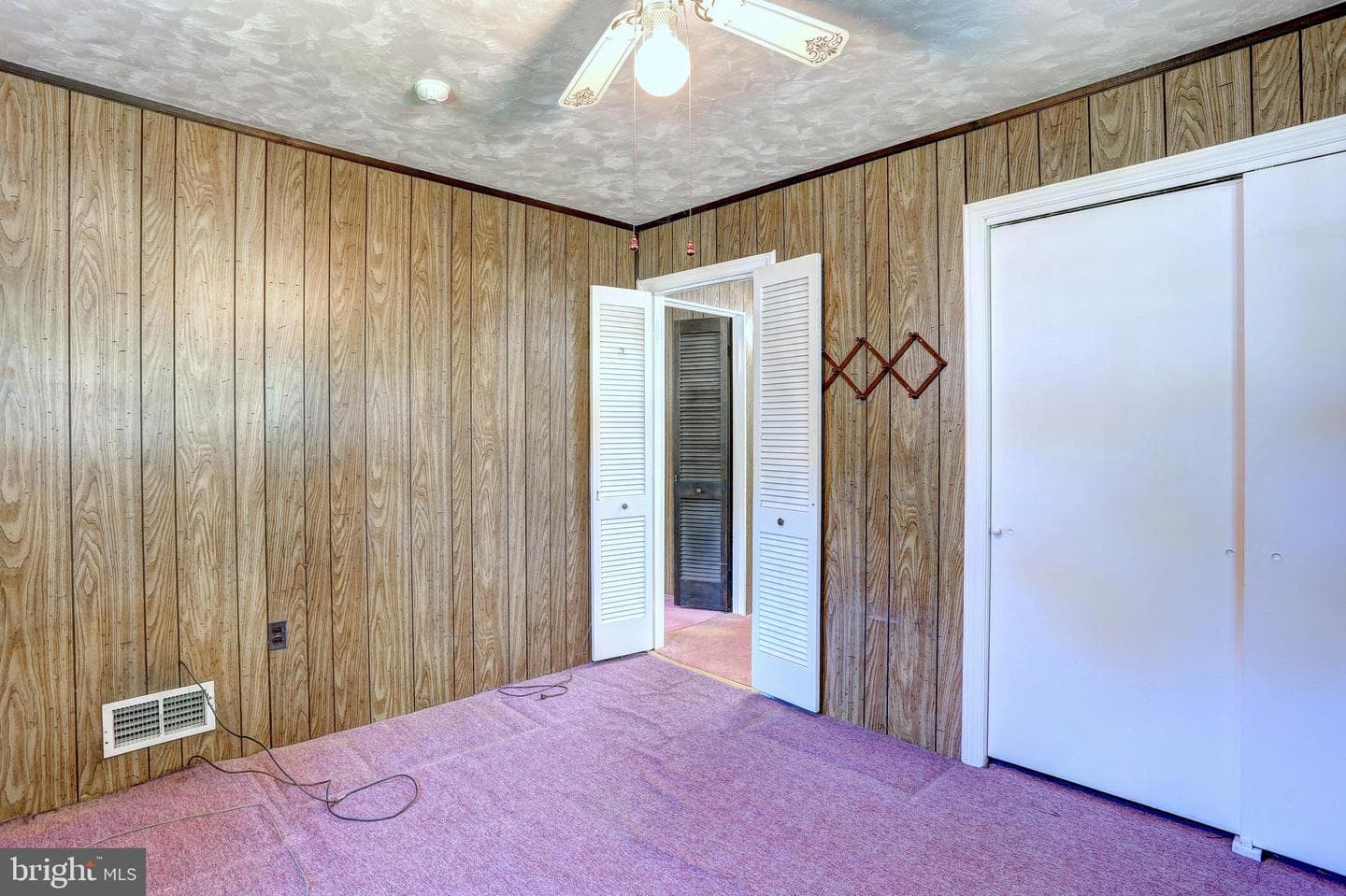 202 Brookfield Road photo 18