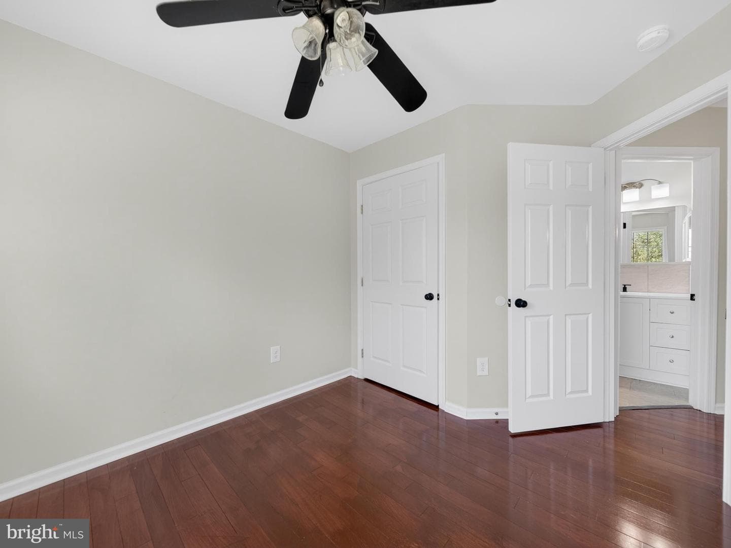 8602 Lark Place photo 34
