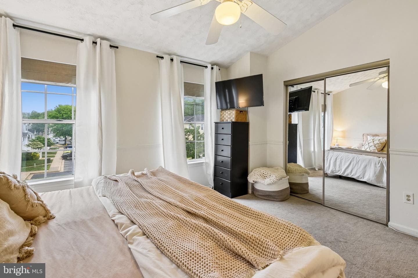 1431 Nestlewood Ct photo 18