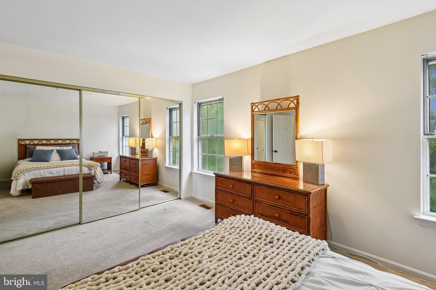 1431 Nestlewood Ct photo 22