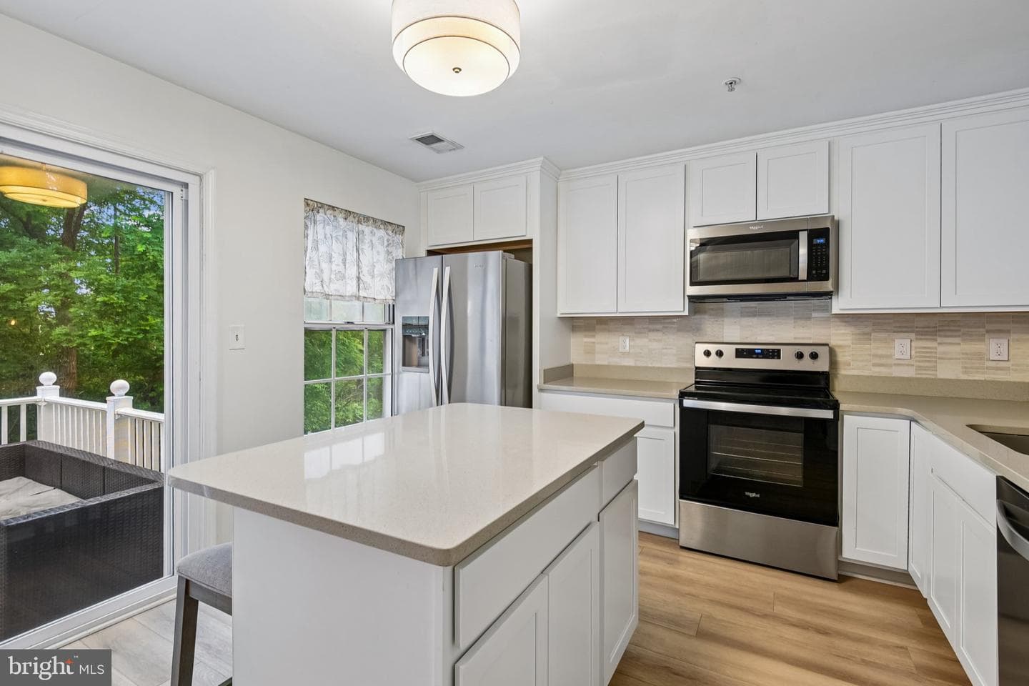 1431 Nestlewood Ct photo 8