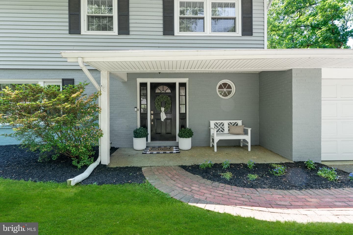 11 Saint Ives Drive photo 2