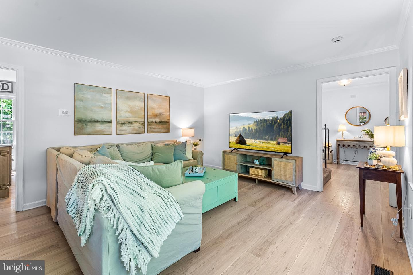 11 Saint Ives Drive photo 3