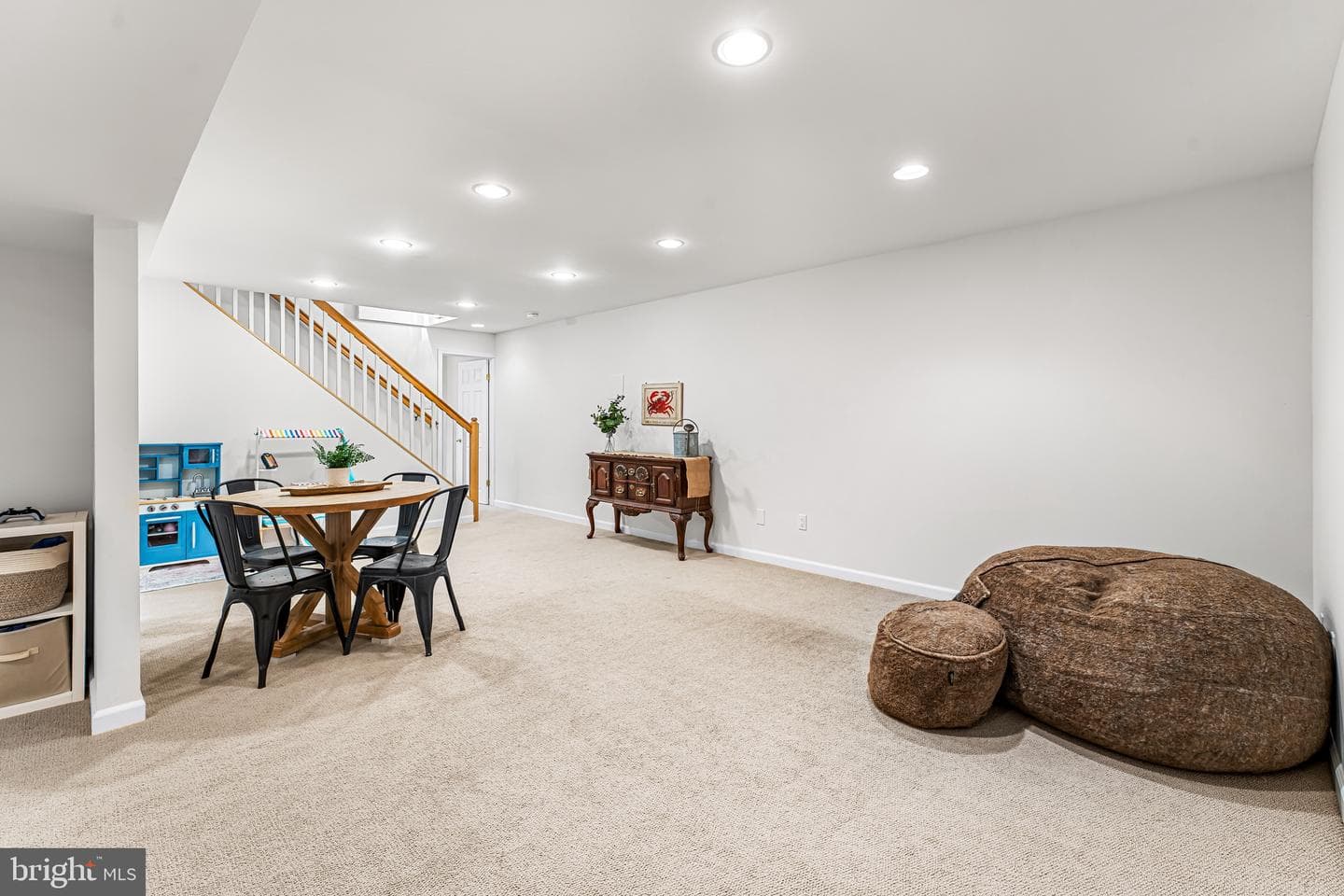 11 Saint Ives Drive photo 34