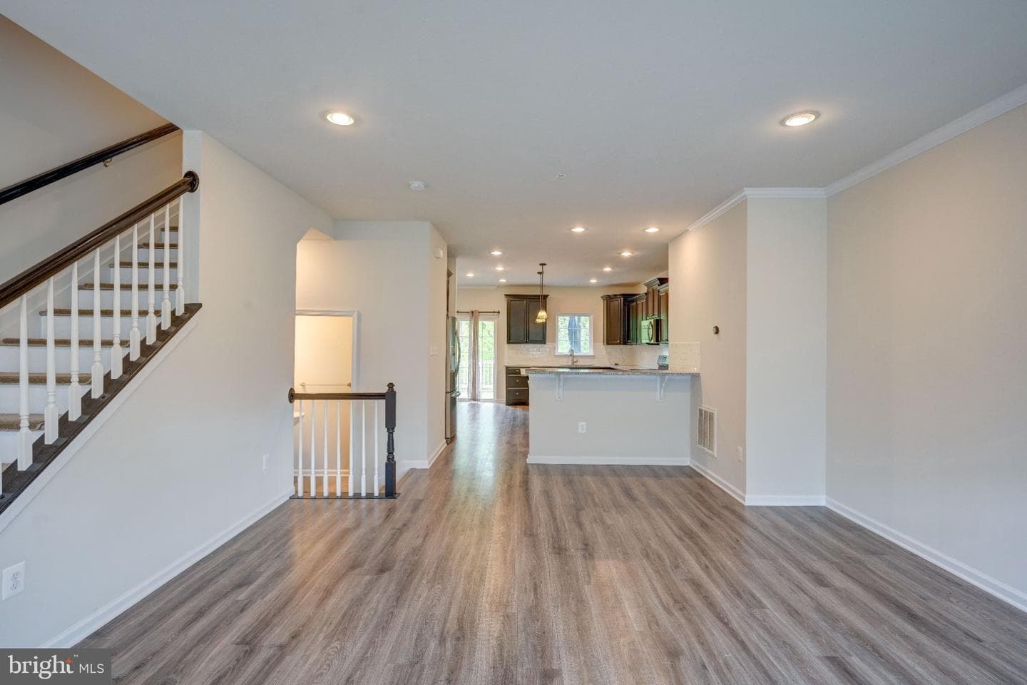 1317 Hawthorn Drive photo 6