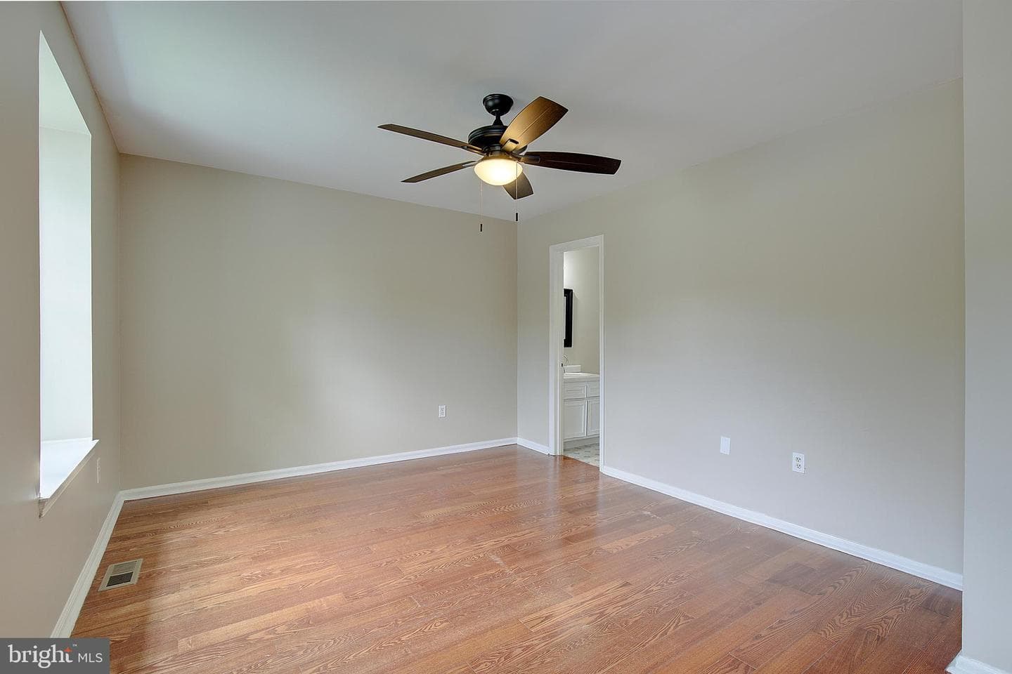 1509 Marlborough Court photo 23