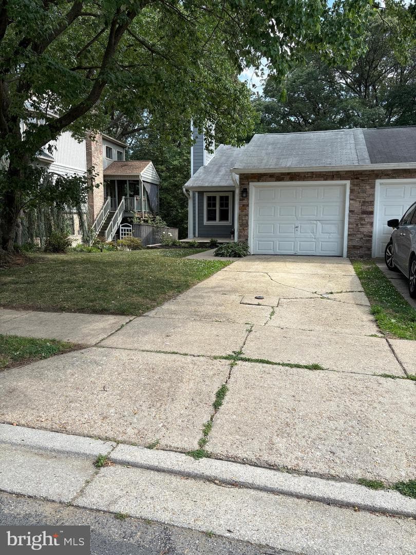 758 Trenton Avenue photo 3