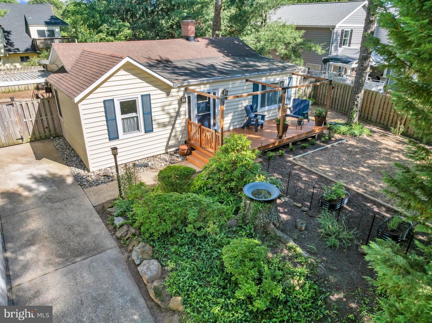86 Riverside Drive photo 44