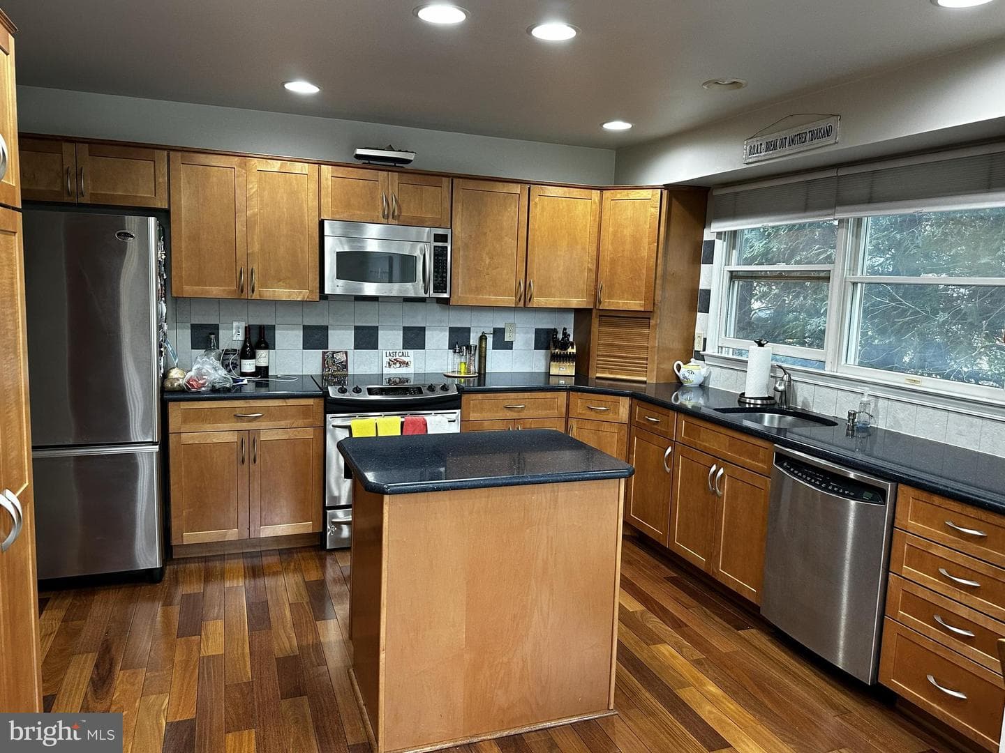 836 North Shore Drive photo 7