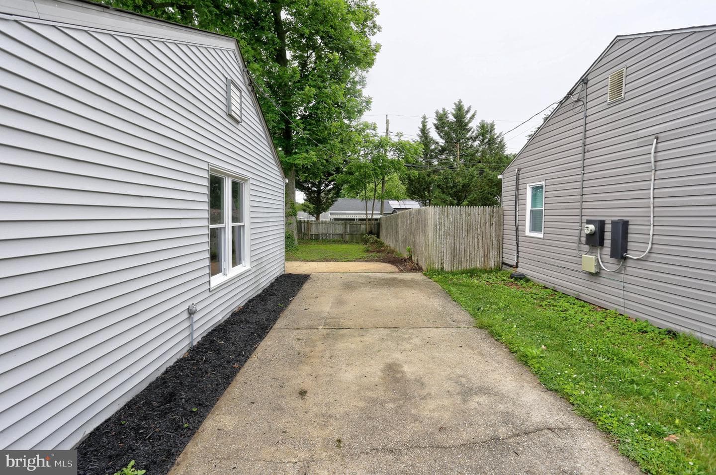 819 Dale Road photo 10