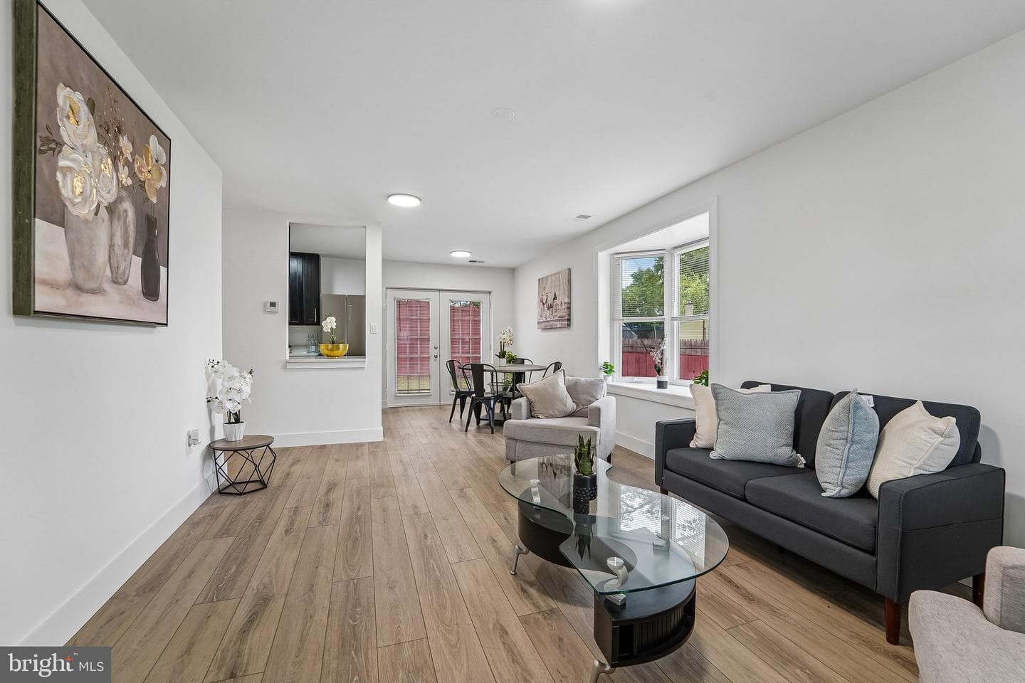 1522 Jupp Road photo 5