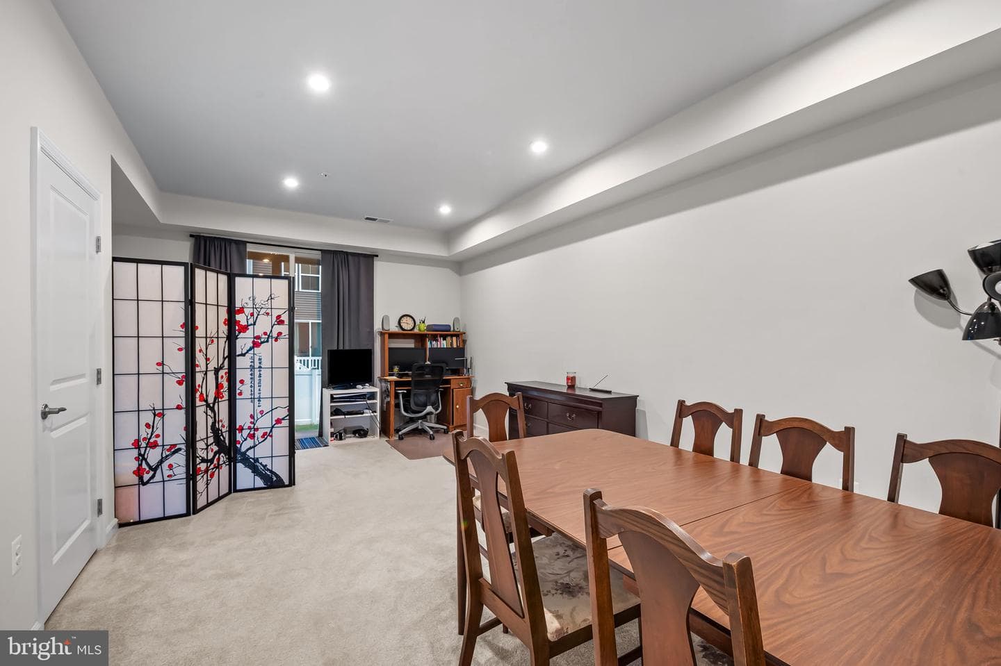 170 Woodgate Circle photo 7