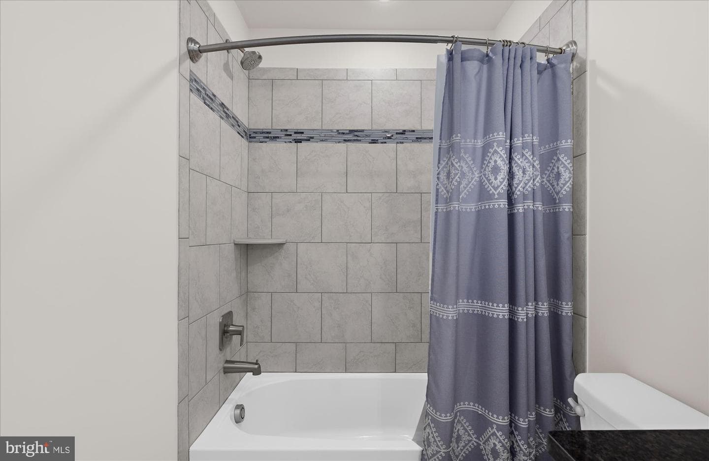 605 Lakemont Drive photo 45