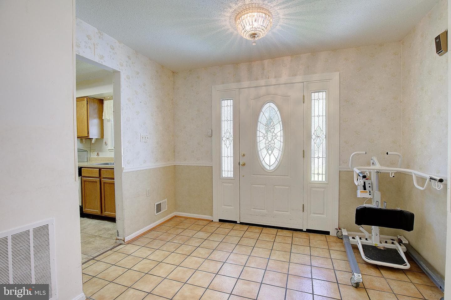 848 Deerwood Court photo 7