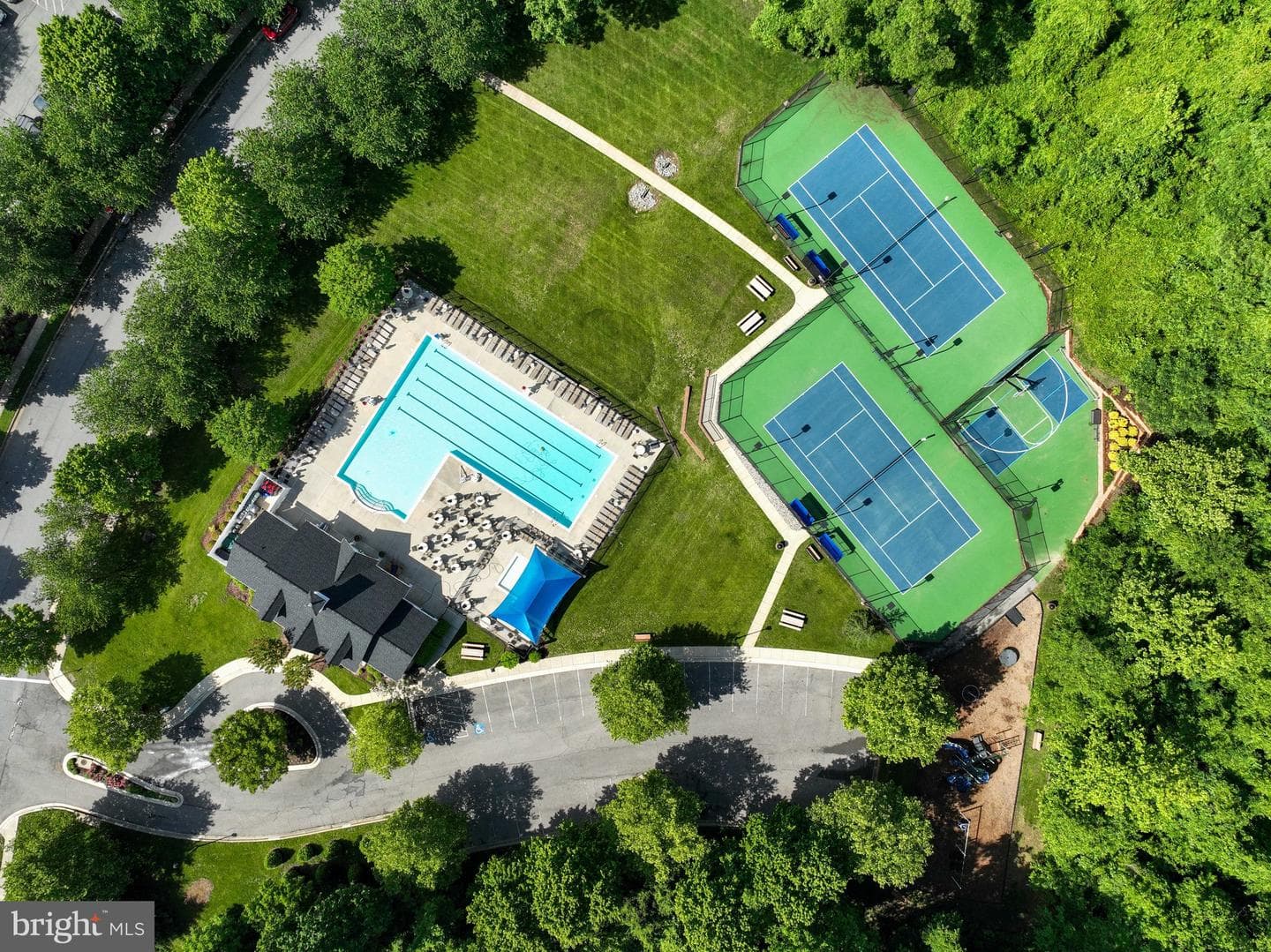 9 Sewall Court photo 112