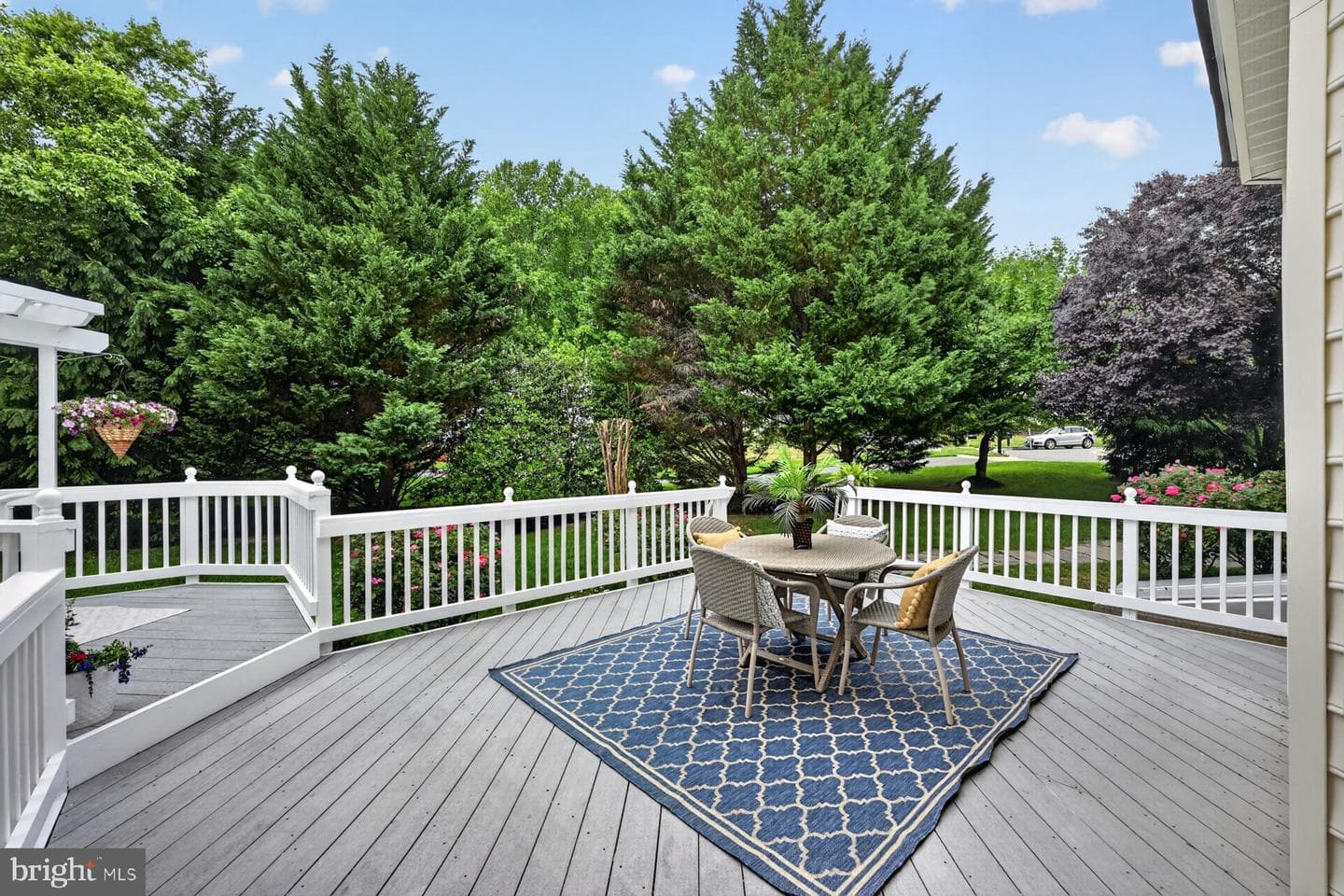 9 Sewall Court photo 34