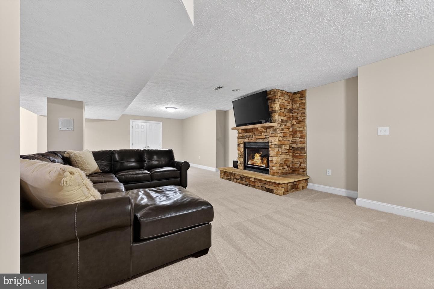 9 Sewall Court photo 73