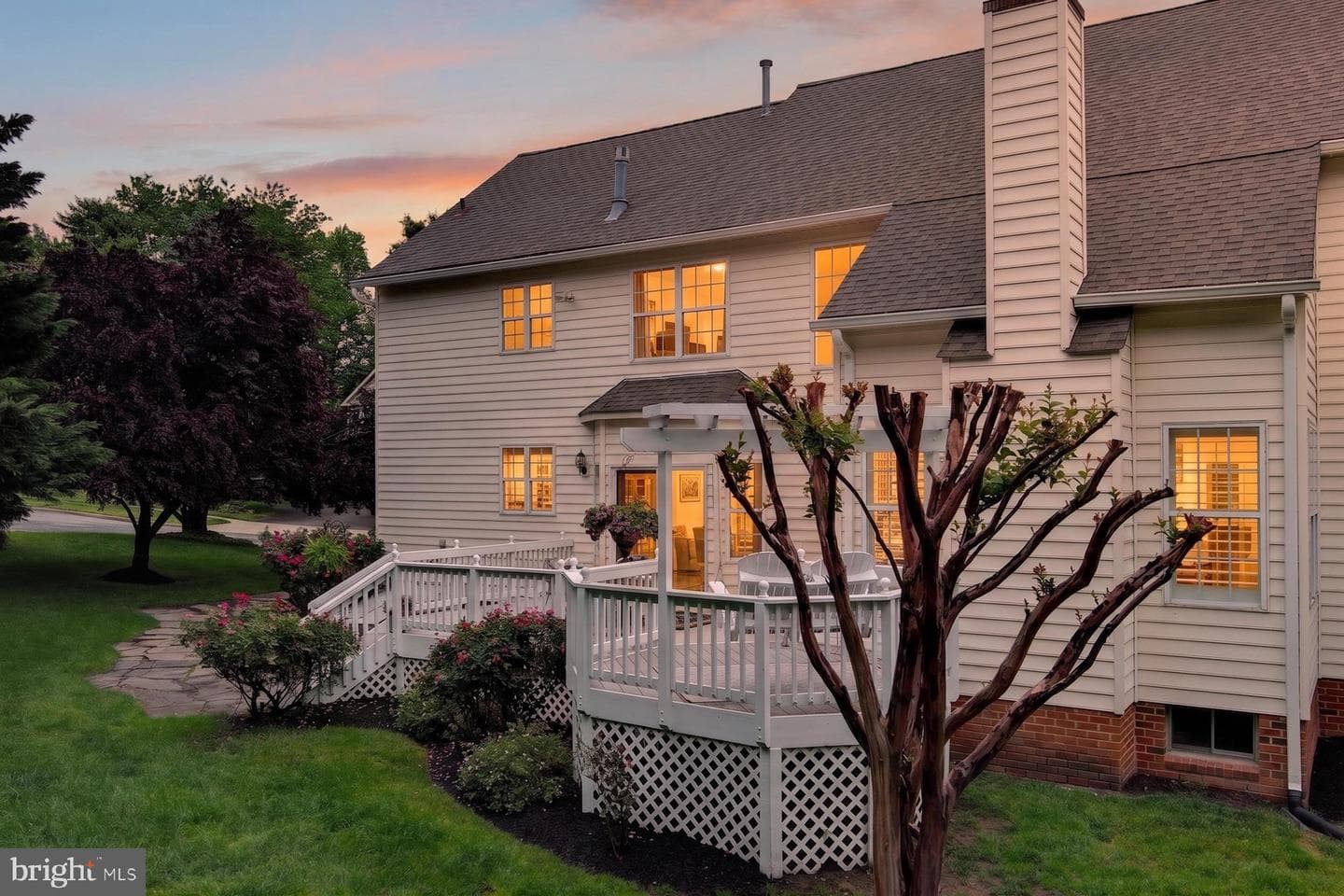 9 Sewall Court photo 84