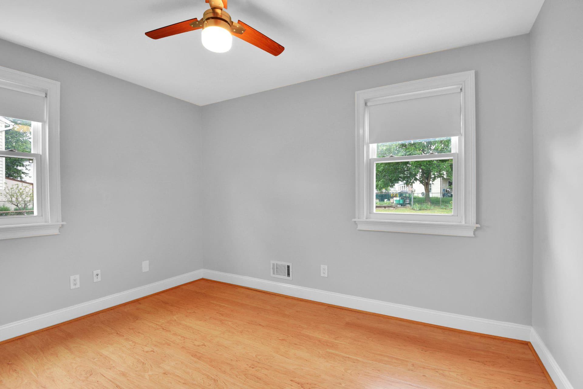 7729 Vena Court photo 12
