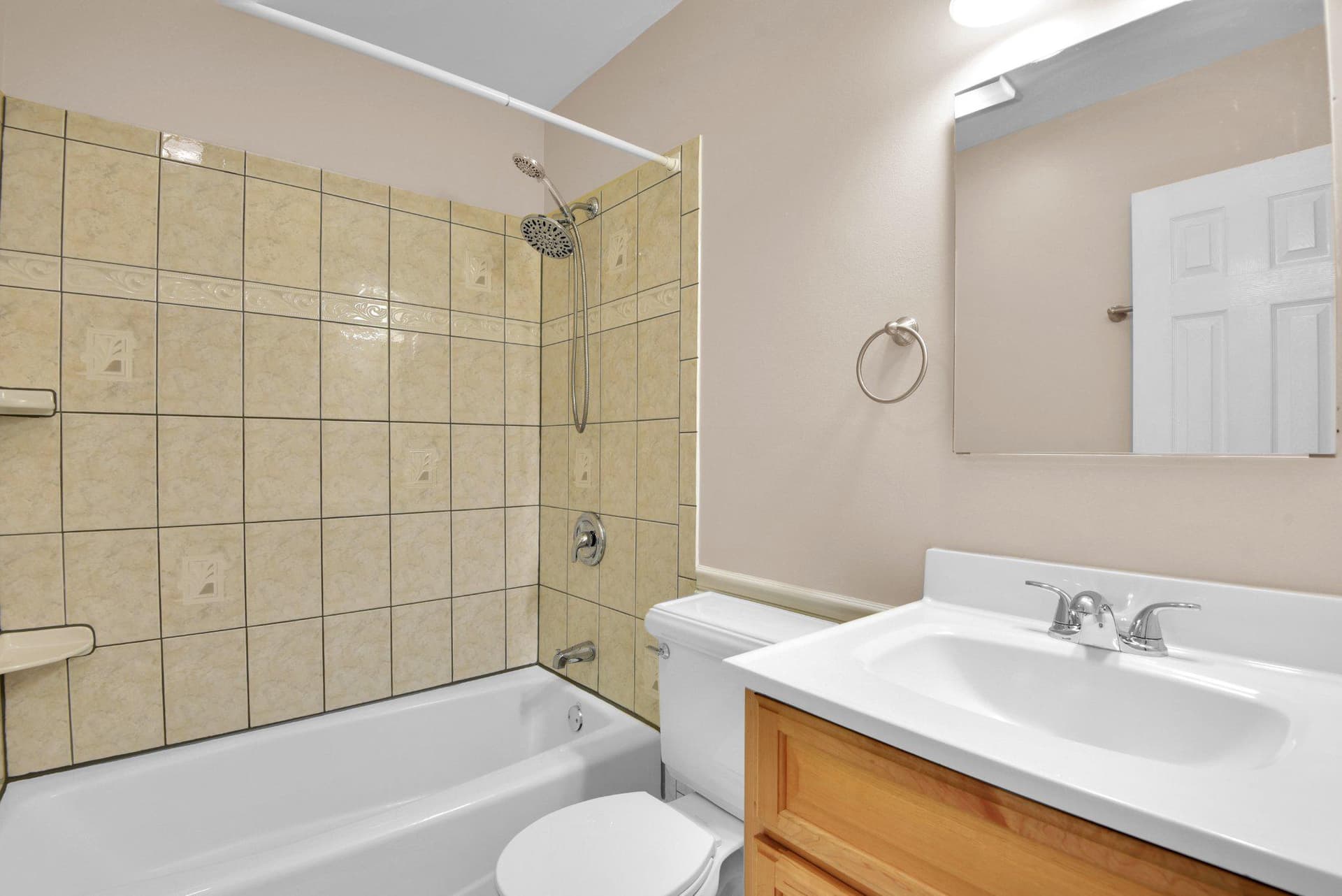 7729 Vena Court photo 15