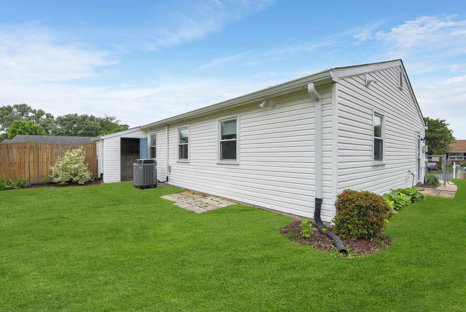 7729 Vena Court photo 24