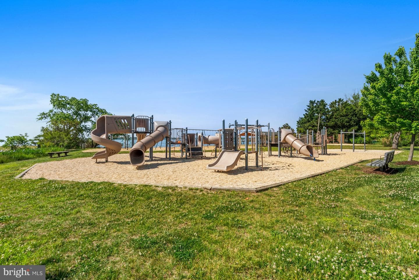 124 E Bay View Drive photo 47