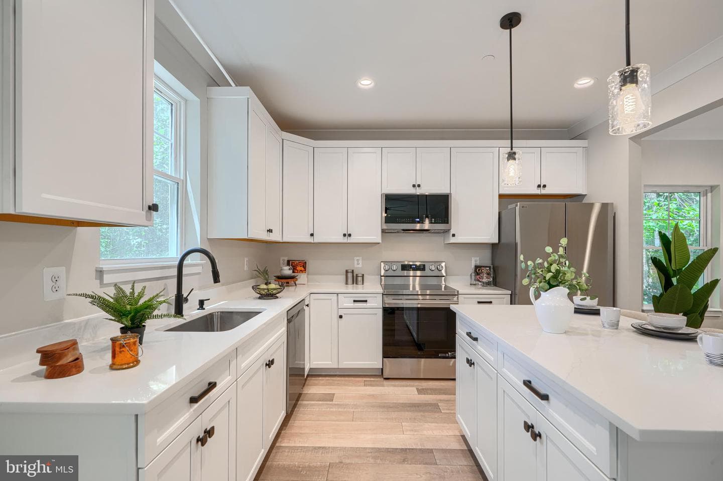 21 Jackson Avenue photo 17