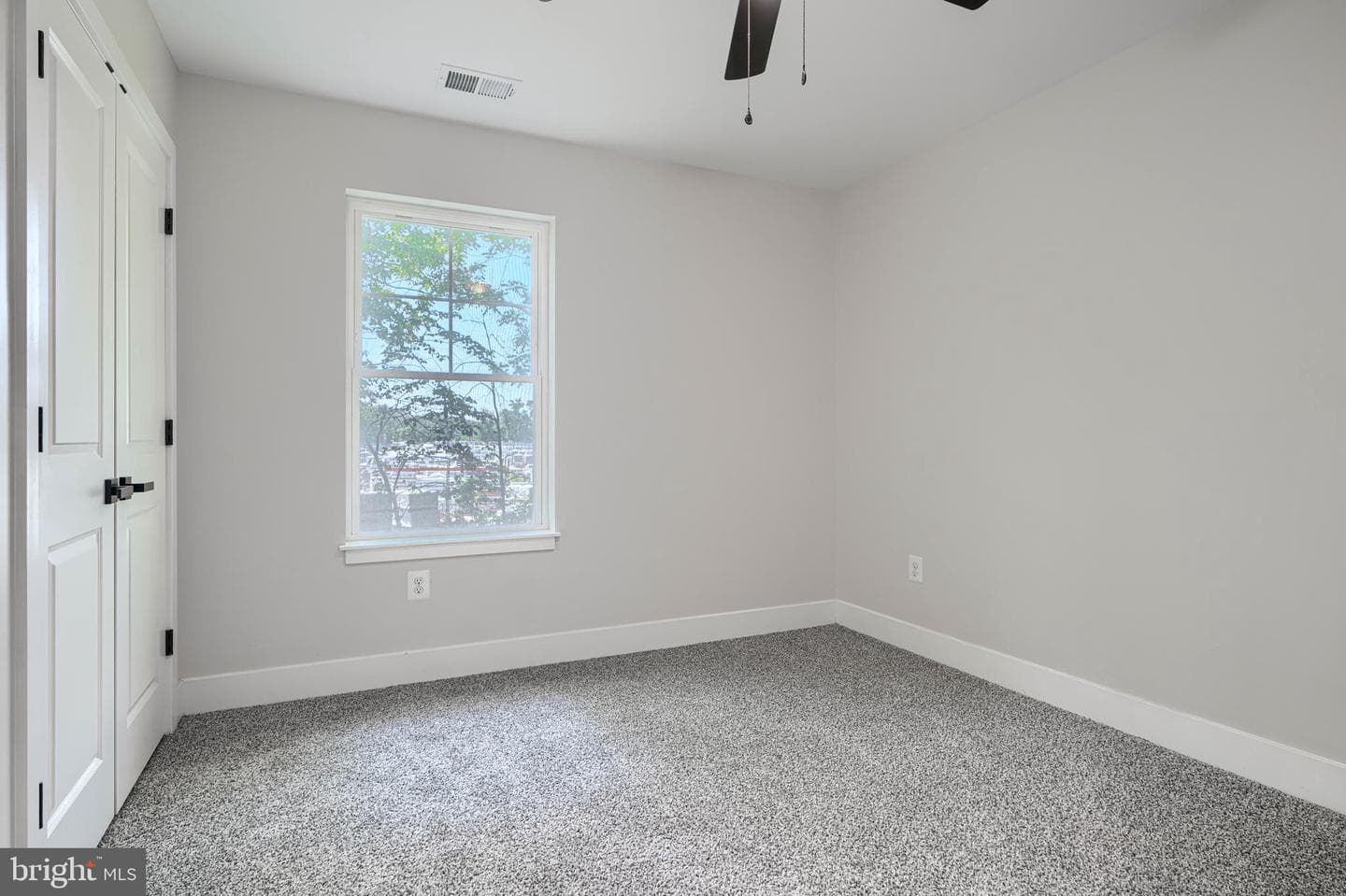 21 Jackson Avenue photo 33