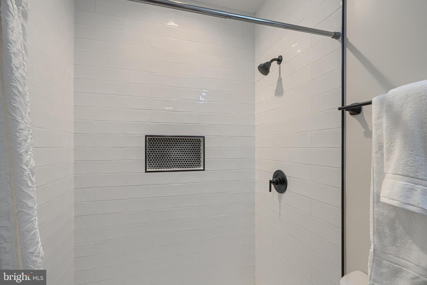 21 Jackson Avenue photo 58