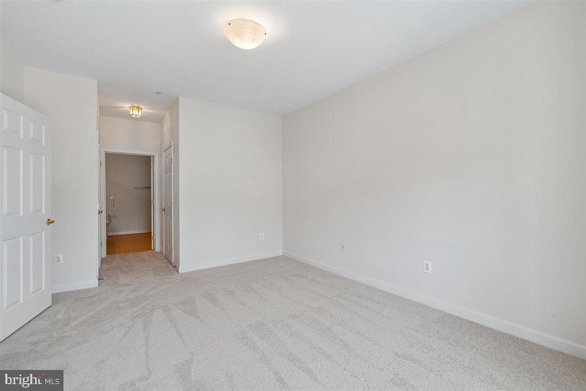421 Hamlet Club Drive #302 photo 33