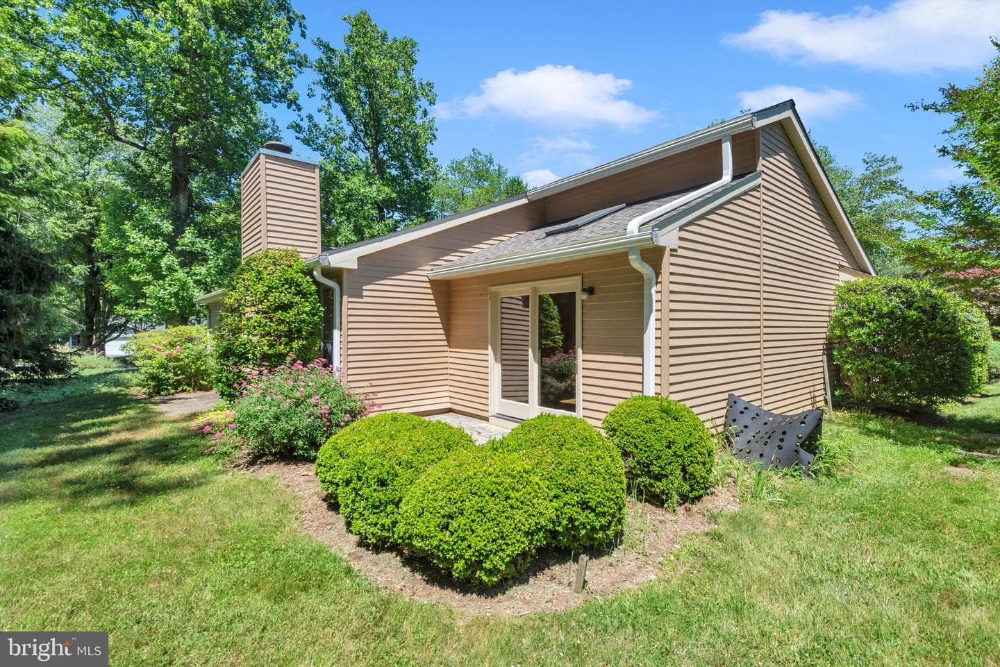 852 Woodmont Road photo 3