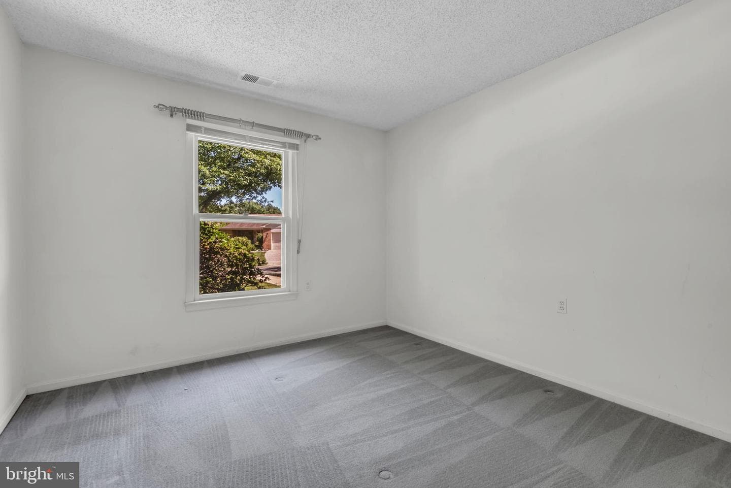 852 Woodmont Road photo 31