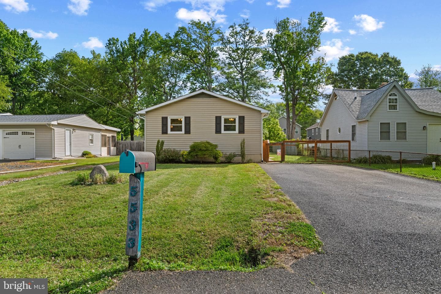 5533 Franklin Boulevard photo 21