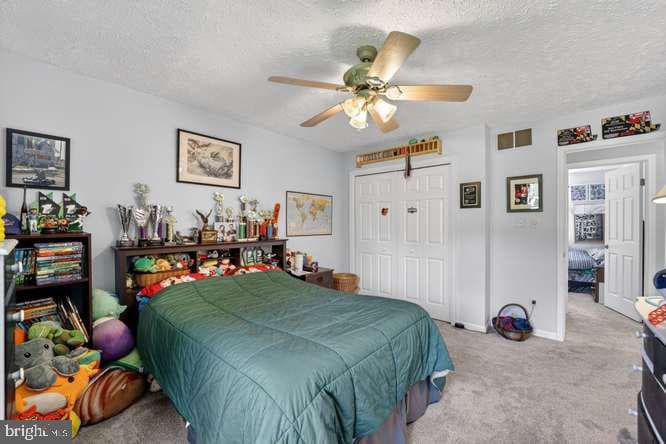 1307 Blackwalnut Court photo 26