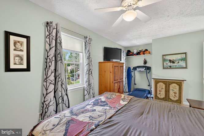 1307 Blackwalnut Court photo 31