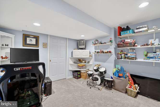 1307 Blackwalnut Court photo 43