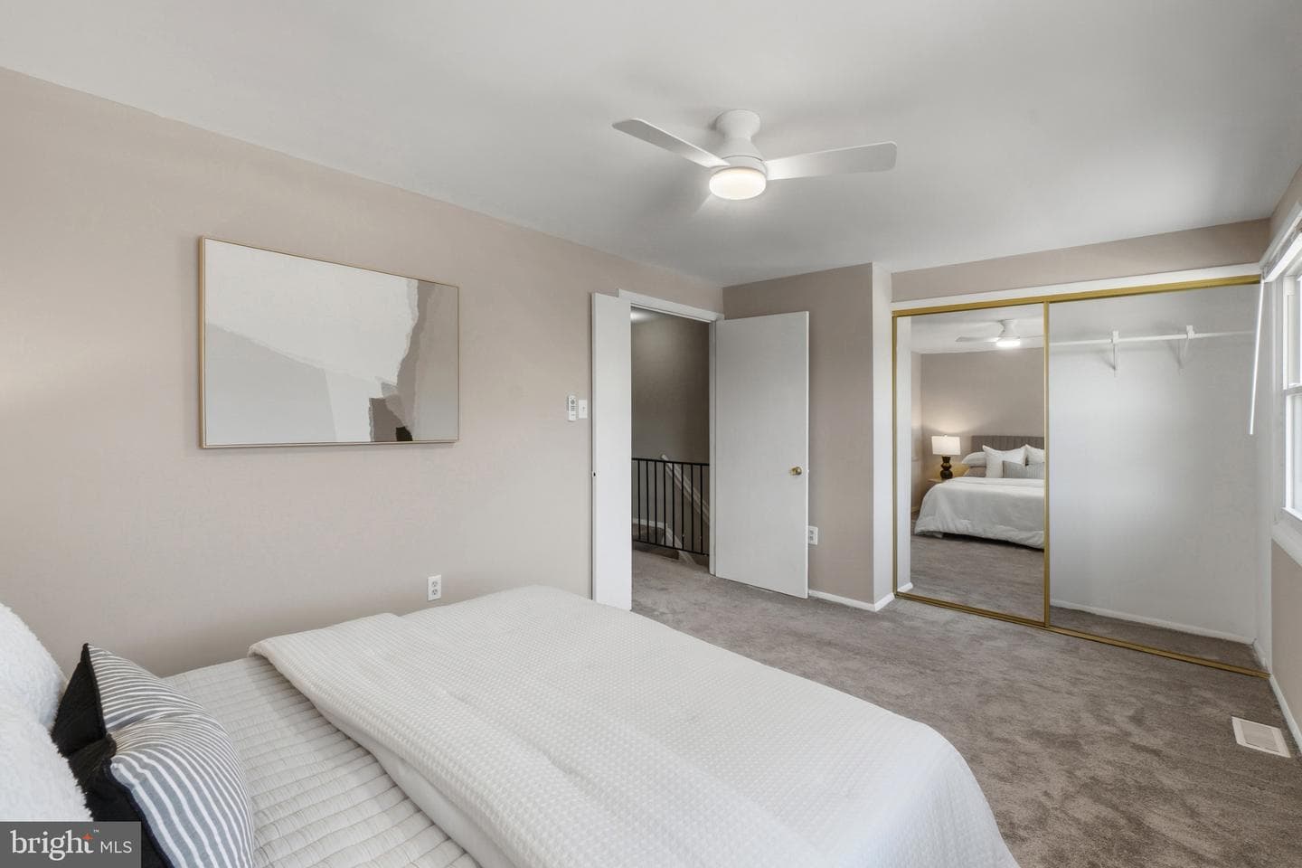 8582 Beacon Point Road photo 15