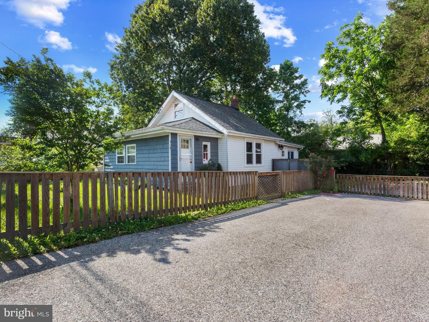 519 Highland Drive, Edgewater